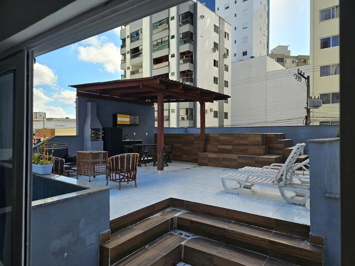 House With Swimming Pool By The Beach Balneário Camboriú
